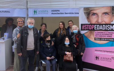 En la Feria del Asociacionismo con usuarios del servicio de Respiro Familiar