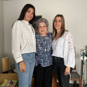 Feliz 100 cumpleaños a Carmen Goìmez Toledo