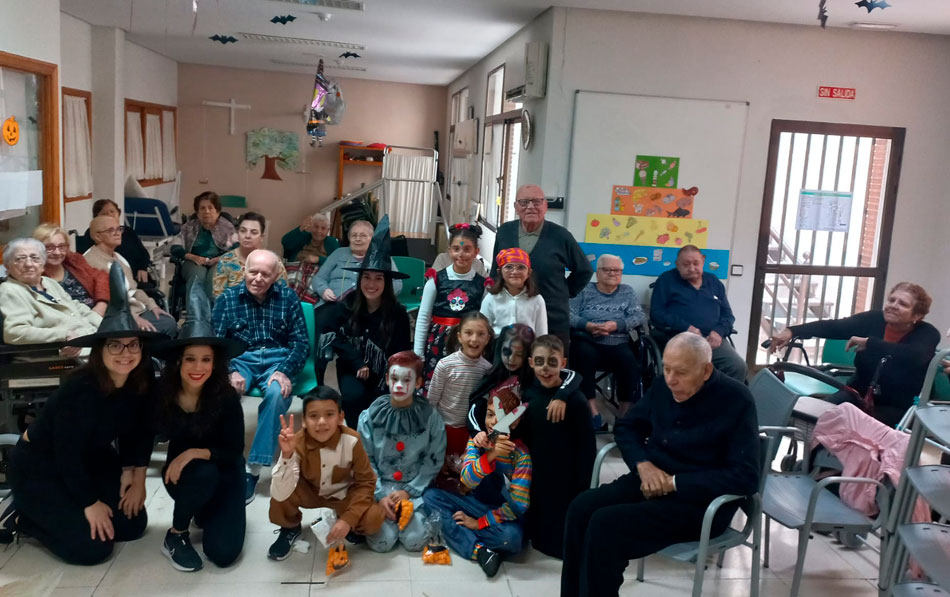 ASISPA II realiza Gymkana de películas en su residencia