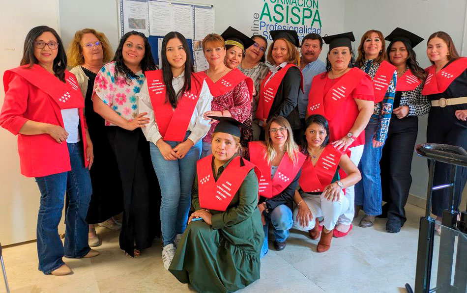 Formación y compromiso: alumnos/as de ASISPA completan la teoría del Certificado de Atención Sociosanitaria