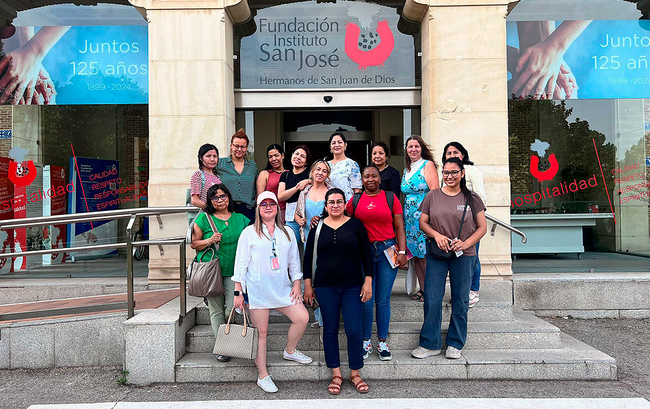 Estudiantes de Atención Sociosanitaria enriquecen su formación con voluntariado en el Proyecto Espacio Esperanza que promueve el Hospital Fundación Instituto San José