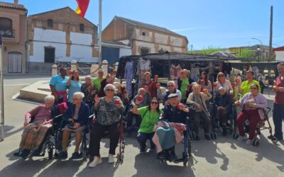 ASISPA II retoma sus paseos por el municipio: mercadillo, historia y convivencia