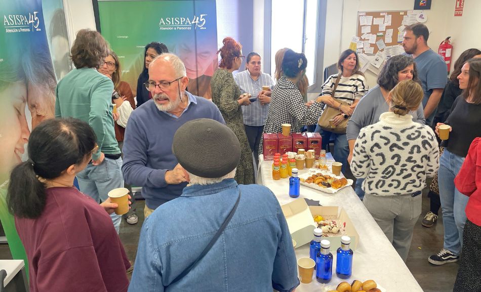 Cuidar, crecer y celebrar: desayuno #45AñosContigo en el Área de Inclusión Social