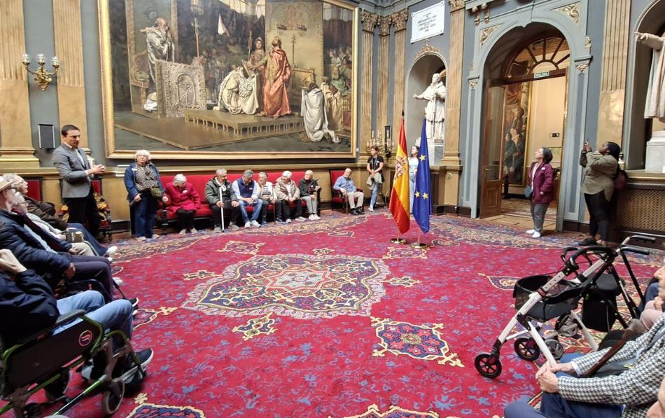 Residencia Soto Fresnos: una jornada muy especial en el Senado de España